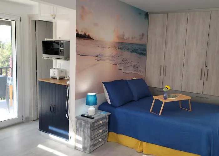 Malki\'S House Apartments In Livadi