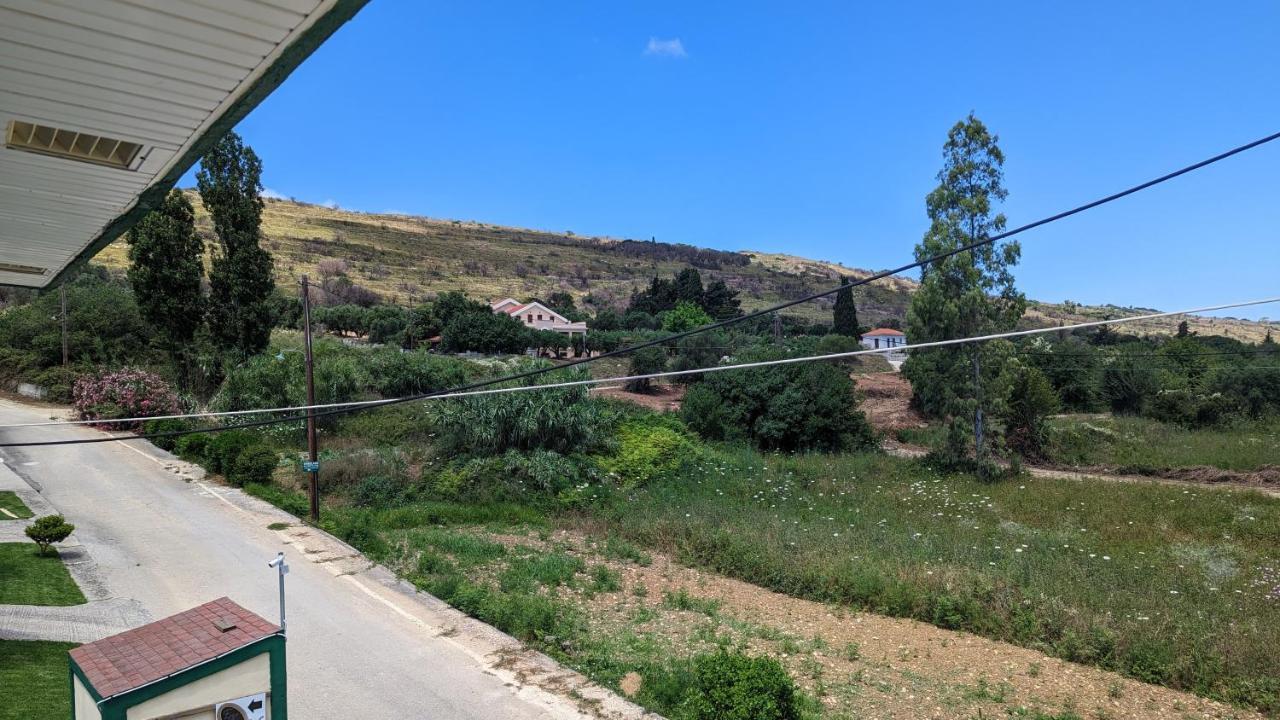 Apartment Malki's House In Livadi *