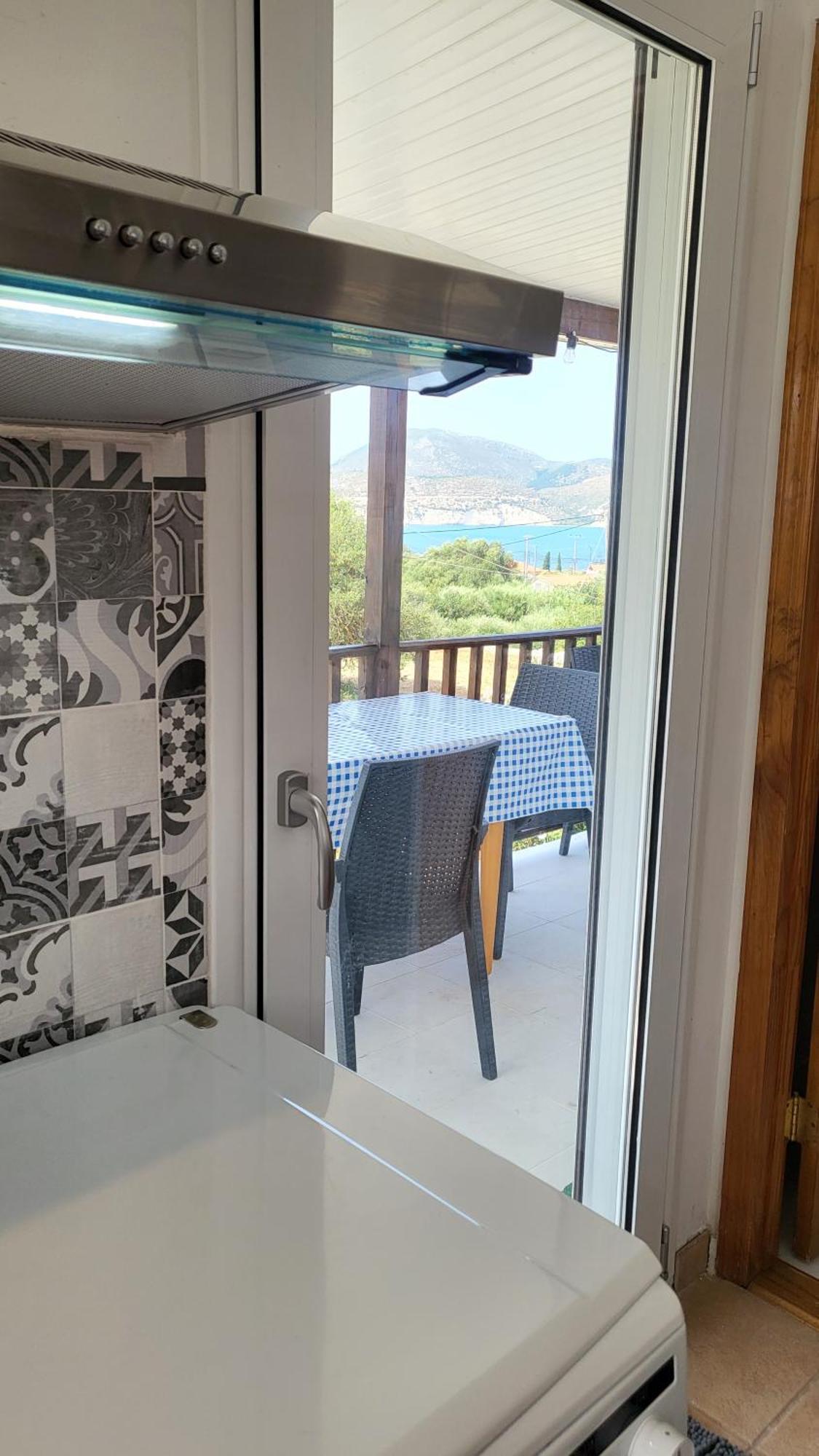 Apartment Malki's House In Livadi Kondoyenadha