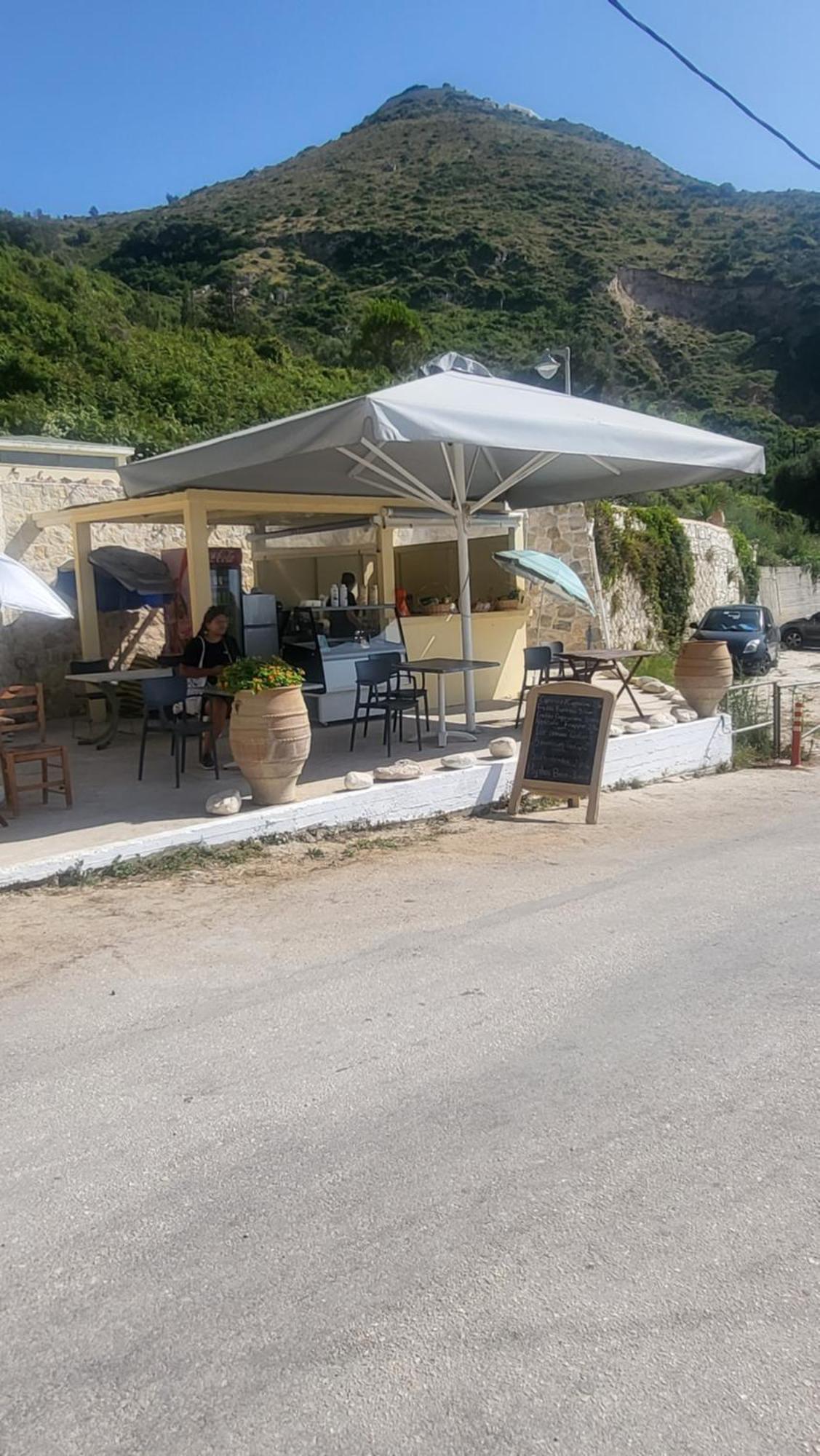 Malki's House In Livadi