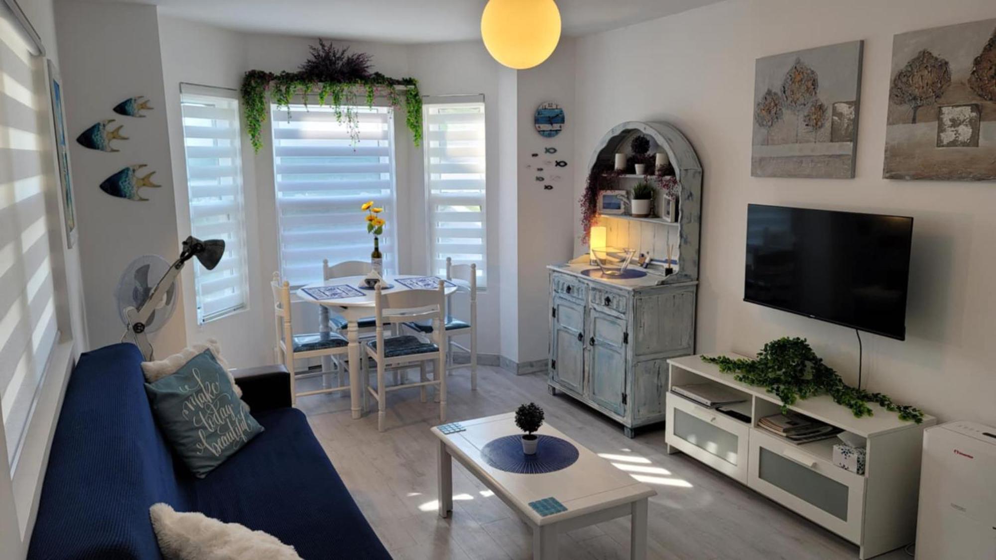 Apartment Malki's House In Livadi *